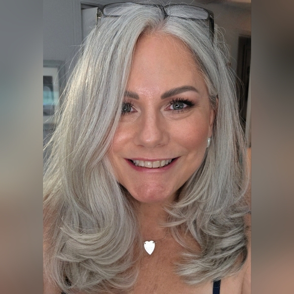 Meet your Posher, Juliette - Picture 1 of 1